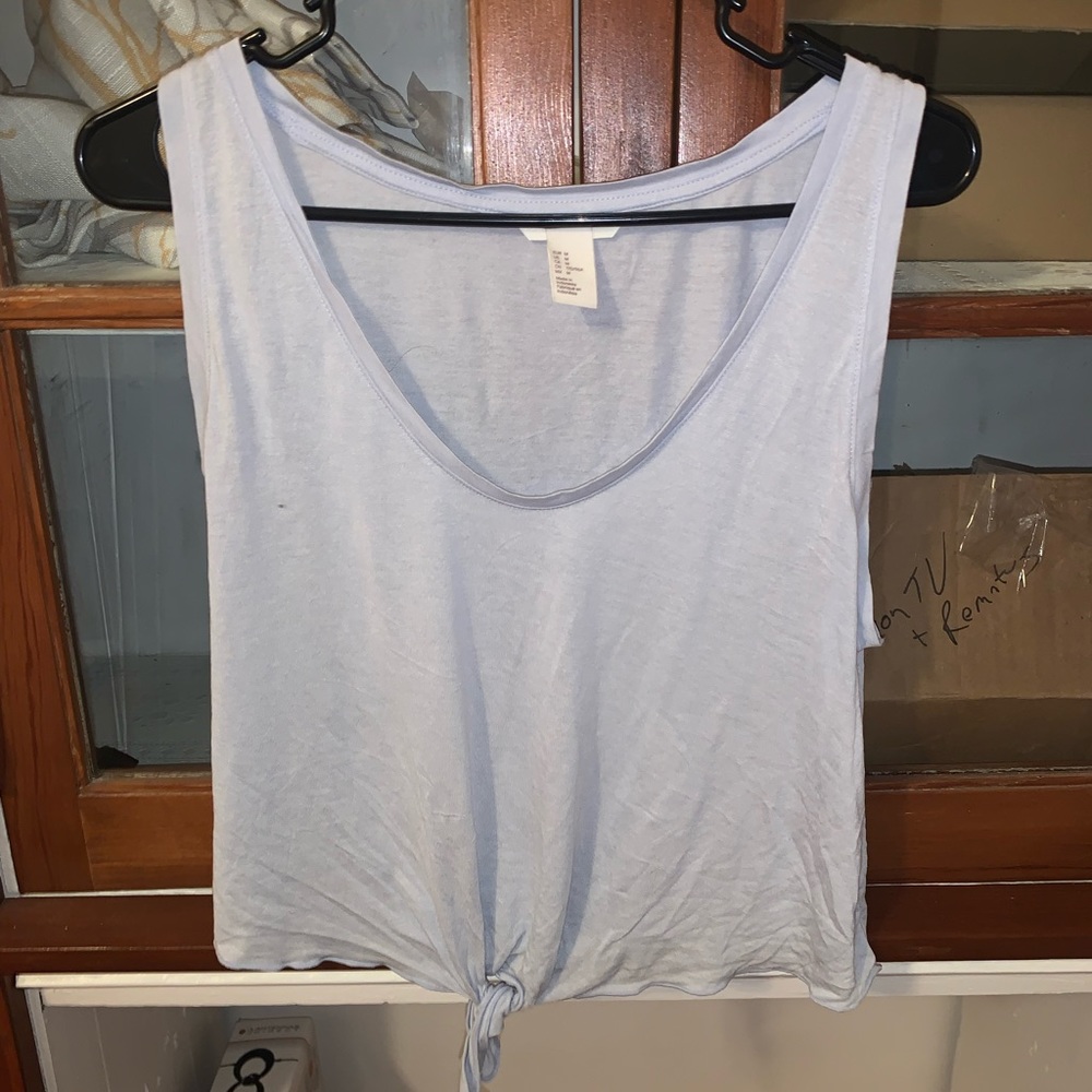 medium h&m shirt - baby blue